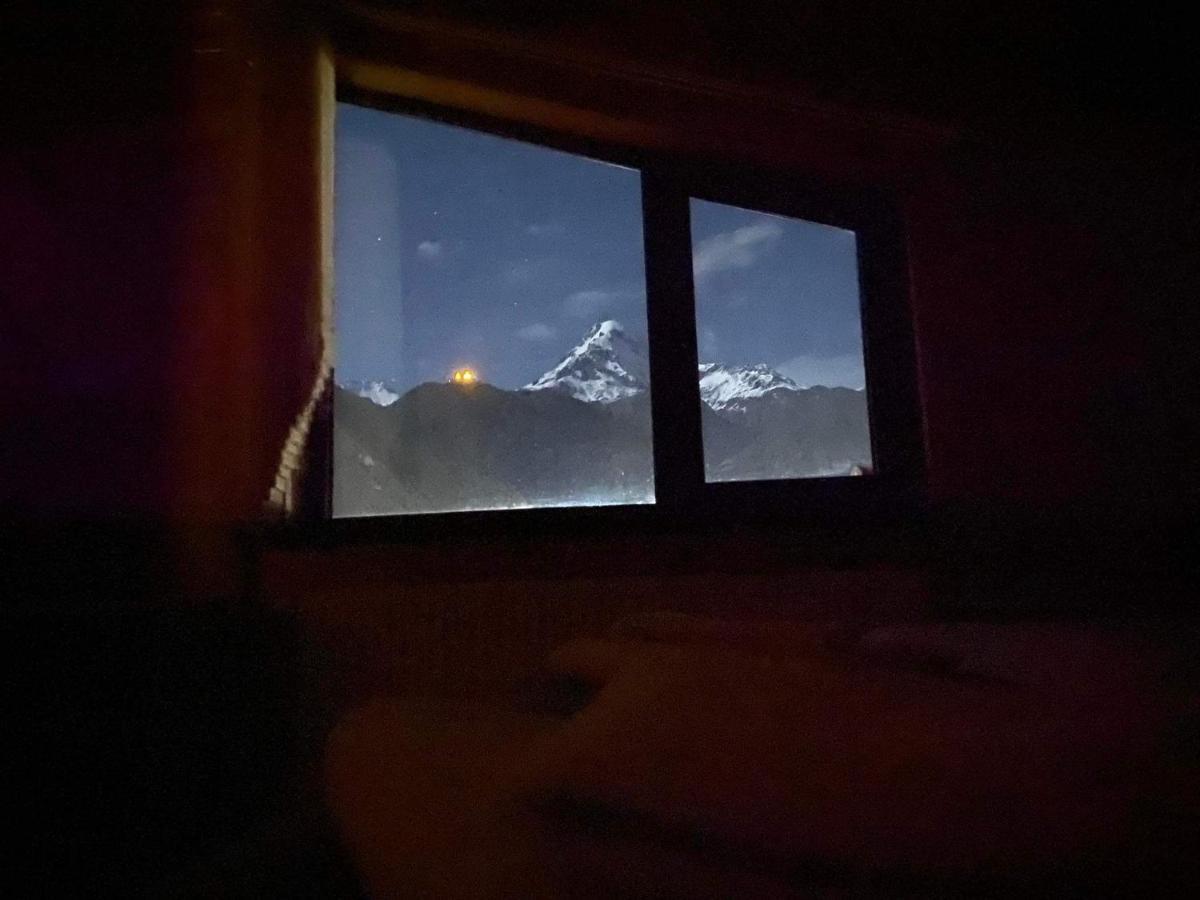 Four Season In Kazbegi Hotel Bagian luar foto