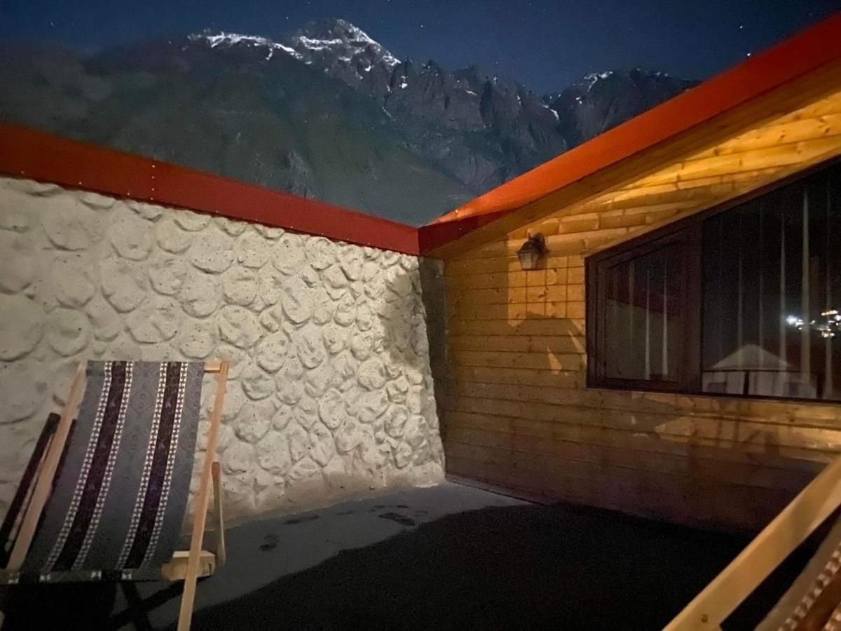 Four Season In Kazbegi Hotel Bagian luar foto
