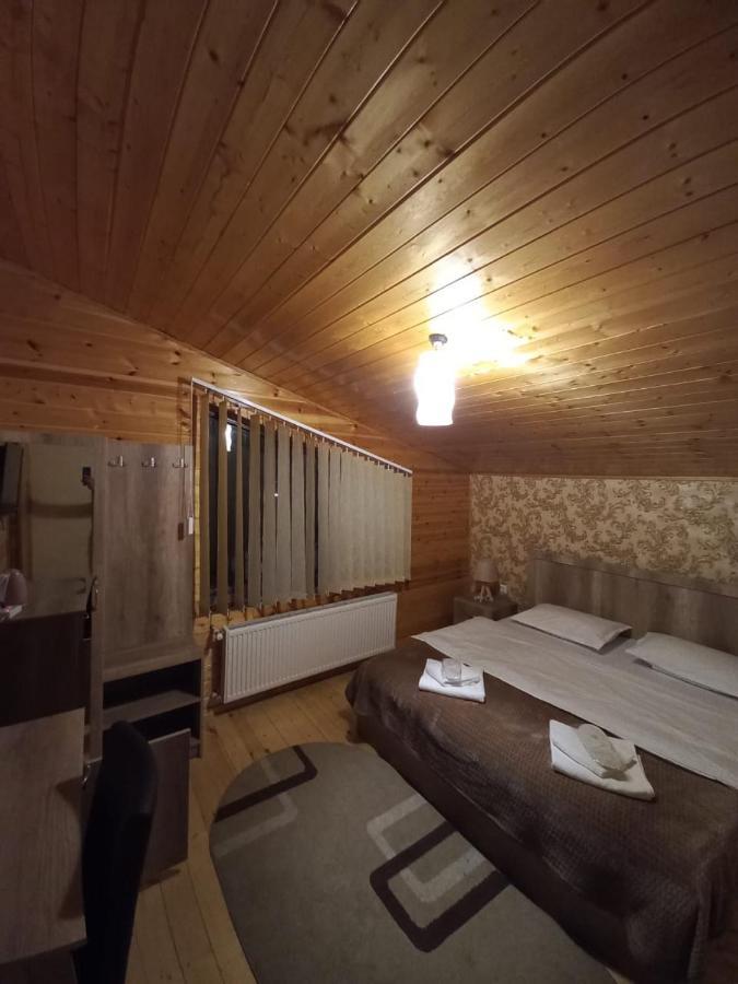 Four Season In Kazbegi Hotel Bagian luar foto