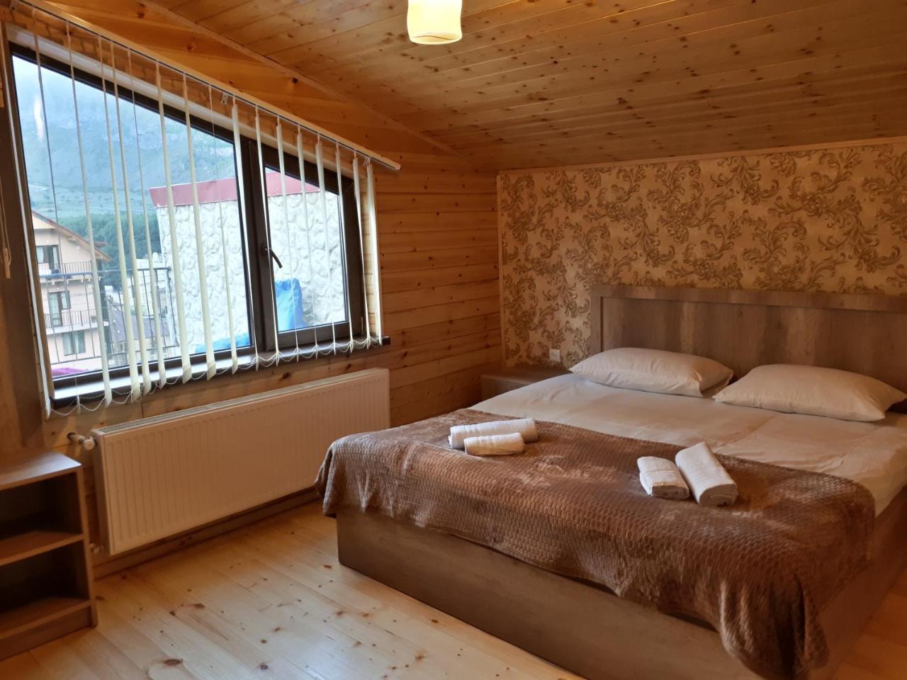 Four Season In Kazbegi Hotel Bagian luar foto