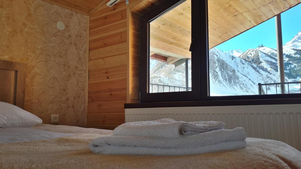 Four Season In Kazbegi Hotel Bagian luar foto