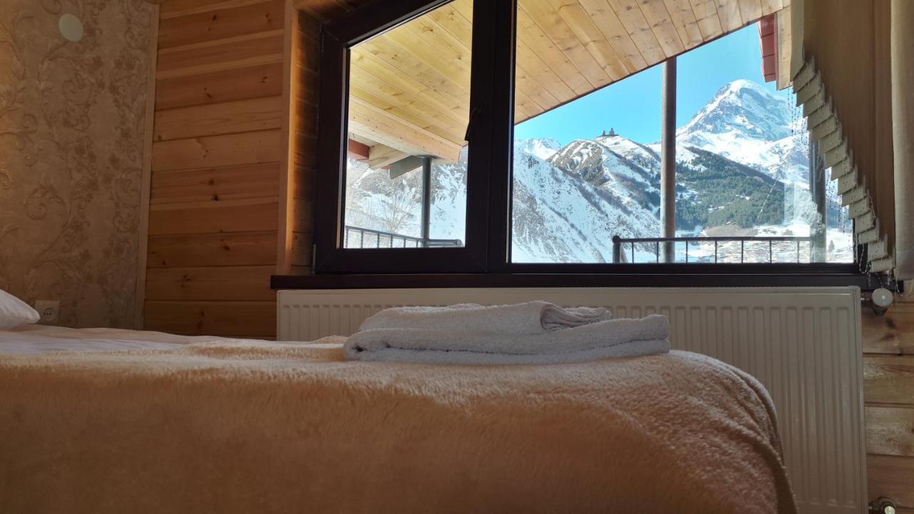 Four Season In Kazbegi Hotel Bagian luar foto